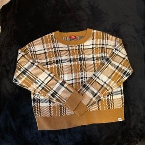 Crewneck crop sweater